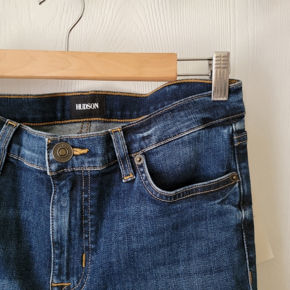 Hudson Amelia Cuffed Knee Shorts - Picture 11 of 11